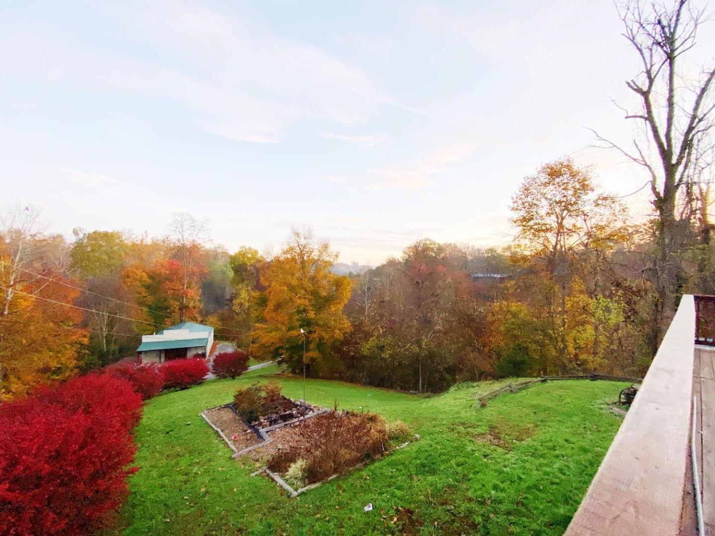 Dog Friendly! Views! Hot Tub! Close To Pf! Gsmnp Sevierville Exterior photo