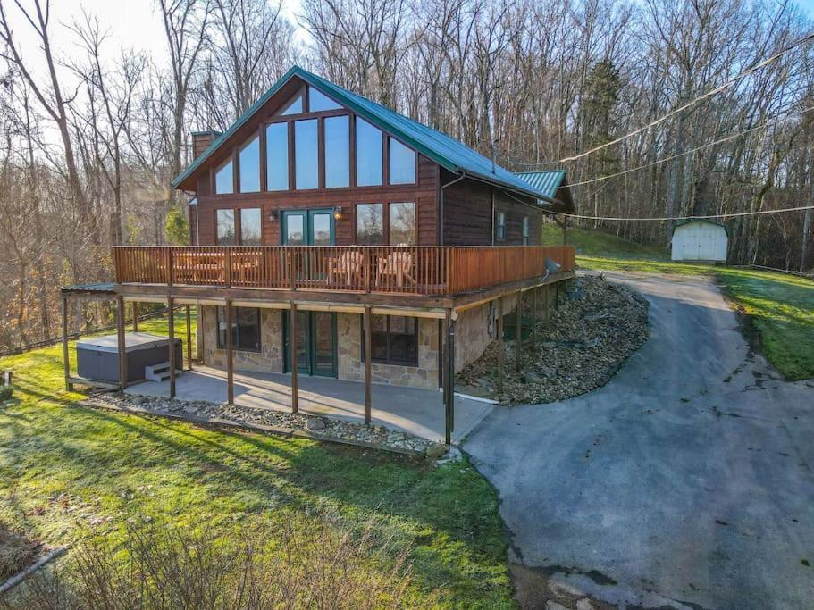 Dog Friendly! Views! Hot Tub! Close To Pf! Gsmnp Sevierville Exterior photo